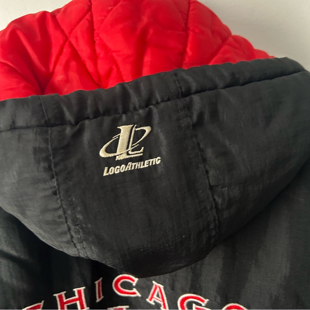 Vintage Logo Athletic Chicago Bulls puffer jacket XL - Picture 8 of 10